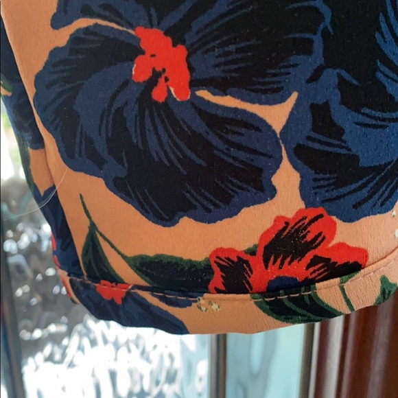 Dress - Picture 4 of 4